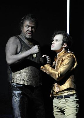 Michael Günther Bard (Othello) und Michael von Burg (Cassio)