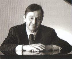 Der Pianist Ulrich Koella