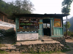 Typischer Kiosk am Wegesrand