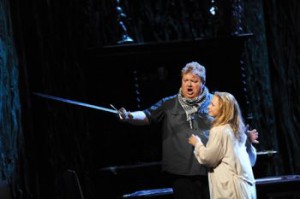 Christian Elsner (Siegmund), Susanne Serfling (Sieglinde)