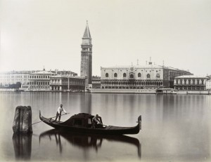 Naya: Markusbibliothek in Venedig (1875)