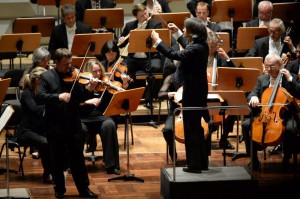 Das WDR-Sinfonieorchester unter kent Nagano