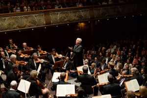 Die Staatskapelle Berlin mit ihrem Dirigenten Daniel Barenboim